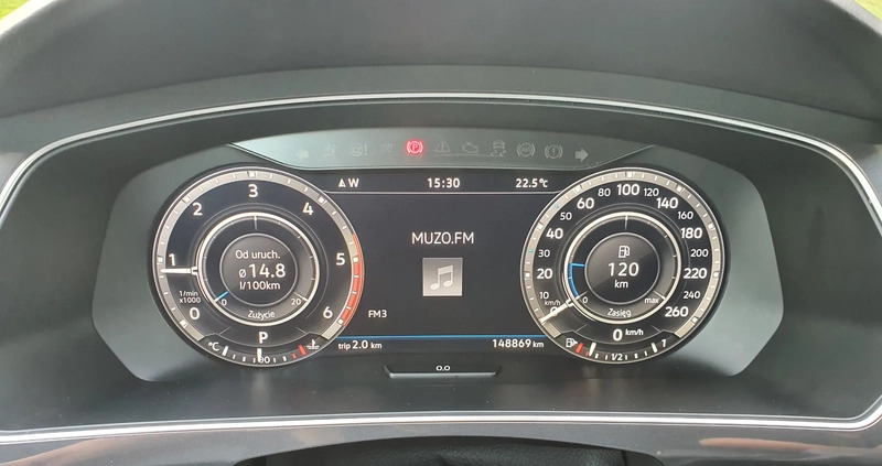 Volkswagen Tiguan cena 90500 przebieg: 148869, rok produkcji 2017 z Garwolin małe 154